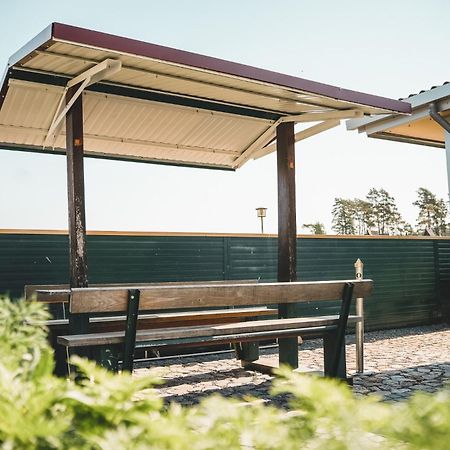 Black Tiger Seaside - Ferienwohnungen Direkt Am See Garden Exteriér fotografie