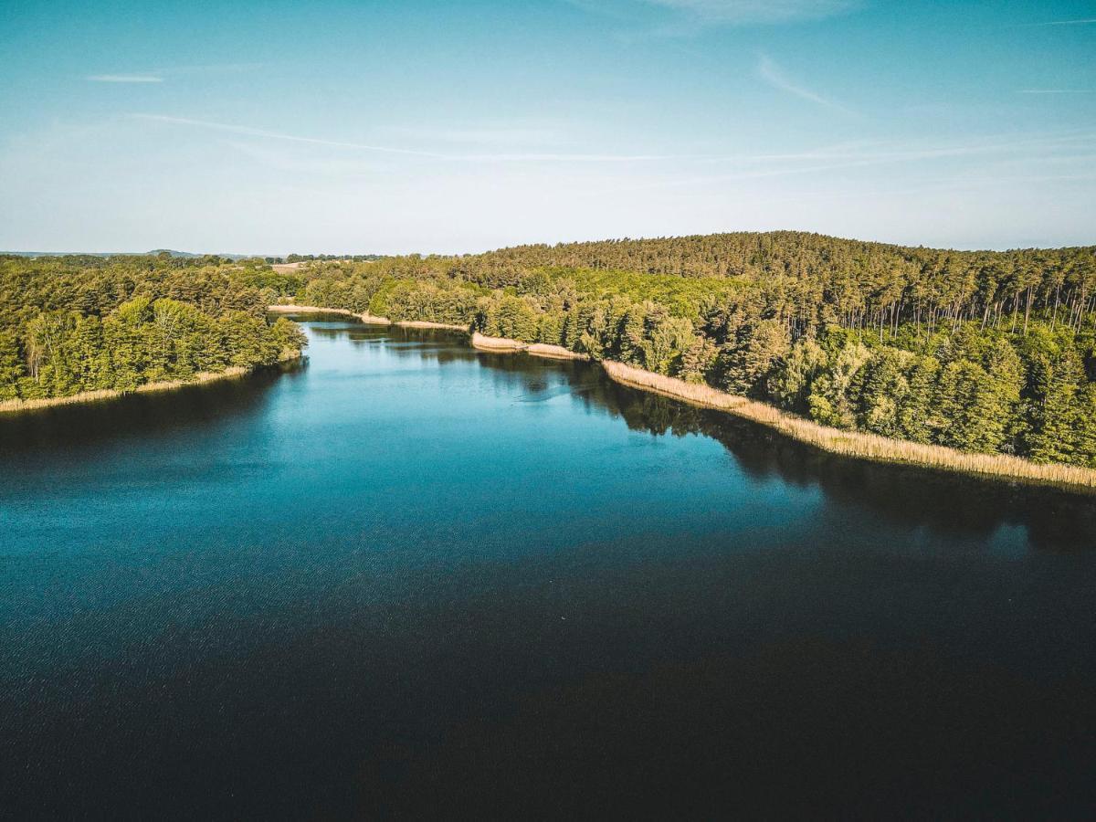 Black Tiger Seaside - Ferienwohnungen Direkt Am See Garden Exteriér fotografie